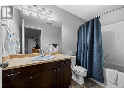 930 Stagecoach Drive Unit# 14, Kamloops, BC - Indoor Photo Showing Bathroom