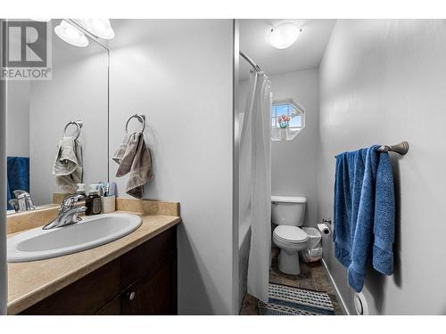 930 Stagecoach Drive Unit# 14, Kamloops, BC - Indoor Photo Showing Bathroom