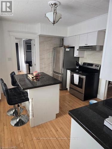 491 Mcconnell Street, Mattawa, ON - Indoor Photo Showing Kitchen