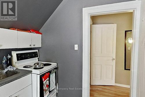 45 West Gore Street, Stratford, ON - Indoor Photo Showing Kitchen