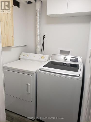 59 Weymouth Road, Barrie, ON - Indoor Photo Showing Laundry Room