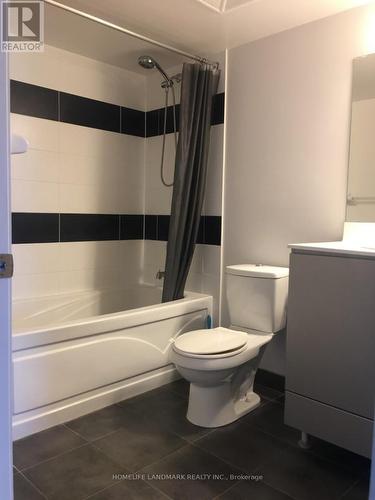 2208 - 5168 Yonge Street, Toronto, ON - Indoor Photo Showing Bathroom