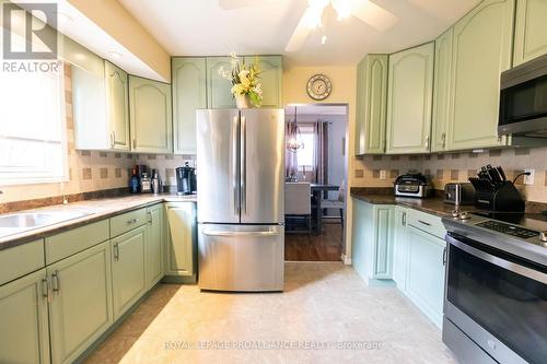 4 Linton Park Road, Belleville, ON - Indoor Photo Showing Kitchen