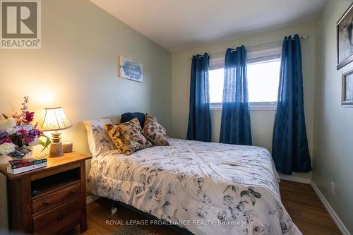 4 Linton Park Road, Belleville, ON - Indoor Photo Showing Bedroom