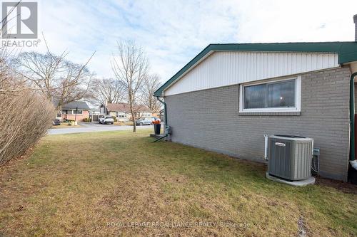 4 Linton Park Road, Belleville, ON - Outdoor With Exterior