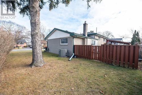 4 Linton Park Road, Belleville, ON - Outdoor