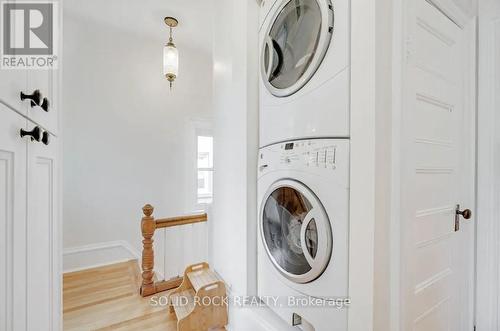 18 Rockwood Street, Ottawa, ON - Indoor Photo Showing Laundry Room