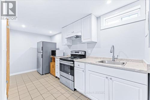 54 Copeman Crescent, Barrie, ON - Indoor Photo Showing Kitchen