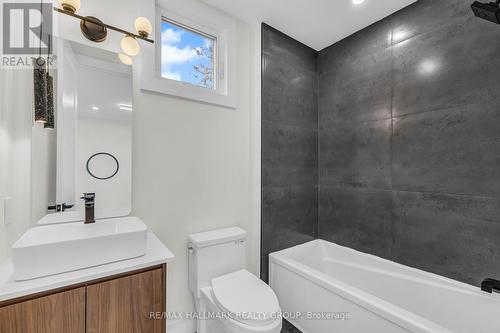 828 Alpine Avenue, Ottawa, ON - Indoor Photo Showing Bathroom