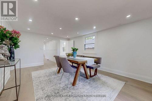 20 Mitchell Avenue, Whitchurch-Stouffville, ON - Indoor Photo Showing Dining Room