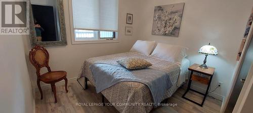 17 St.Clair Street, Collingwood, ON - Indoor Photo Showing Bedroom