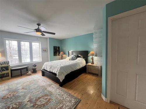 52 Thurston Drive, Ste Anne, MB - Indoor Photo Showing Bedroom