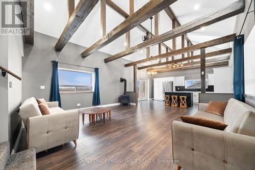 3616 Blessington Road, Tyendinaga, ON - Indoor Photo Showing Living Room