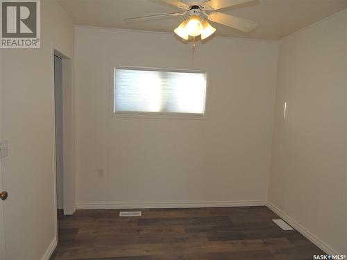 1201 7Th Street, Estevan, SK - Indoor Photo Showing Other Room