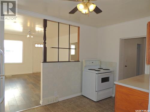 1201 7Th Street, Estevan, SK - Indoor Photo Showing Kitchen