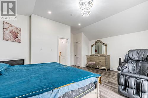 5223 Ruperts Gate Drive, Mississauga, ON - Indoor Photo Showing Bedroom