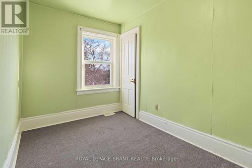 29/31 London Street, Tillsonburg, ON - Indoor Photo Showing Other Room