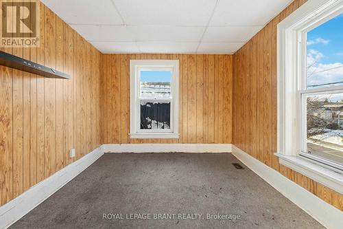 29/31 London Street, Tillsonburg, ON - Indoor Photo Showing Other Room