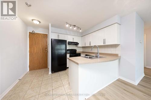 808 - 5508 Yonge Street, Toronto, ON - Indoor Photo Showing Kitchen With Double Sink