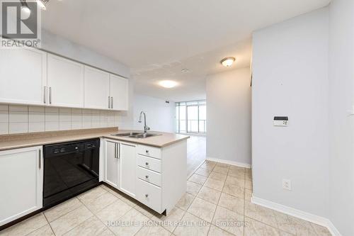 808 - 5508 Yonge Street, Toronto, ON - Indoor Photo Showing Kitchen With Double Sink