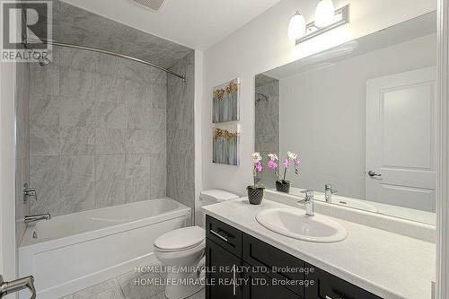 27 Mclaren Avenue, Brantford, ON - Indoor Photo Showing Bathroom