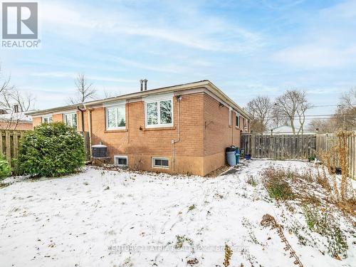 326 Taylor Mills Drive S, Richmond Hill, ON - Outdoor