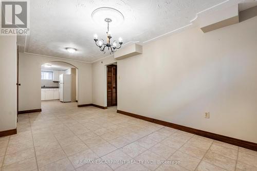 Lower - 62 Henley Drive, Hamilton, ON - Indoor Photo Showing Other Room