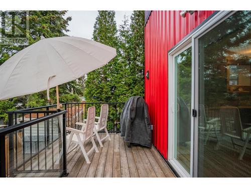 1662 Columbia Avenue, Trail, BC - Outdoor With Deck Patio Veranda With Exterior