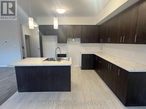 3260 Parker Avenue, Fort Erie (335 - Ridgeway), ON - Indoor Photo Showing Kitchen With Double Sink