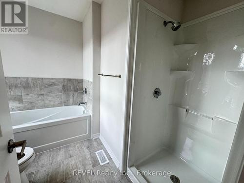 3260 Parker Avenue, Fort Erie (335 - Ridgeway), ON - Indoor Photo Showing Bathroom