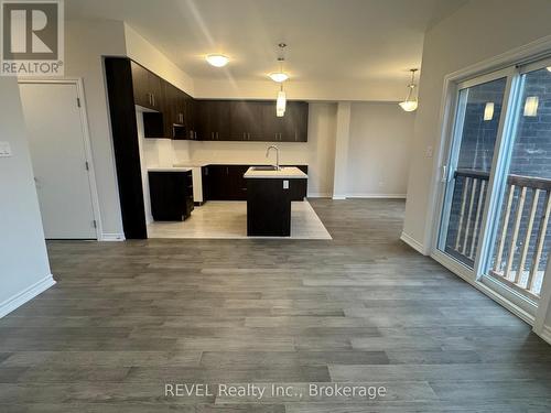 3260 Parker Avenue, Fort Erie (335 - Ridgeway), ON - Indoor Photo Showing Kitchen