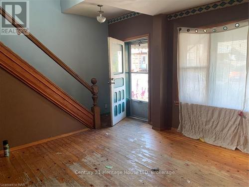 4624 Jepson Street, Niagara Falls (210 - Downtown), ON - Indoor Photo Showing Other Room