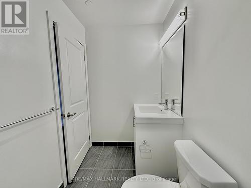 Ph15 - 1010 Dundas Street E, Whitby, ON - Indoor Photo Showing Bathroom