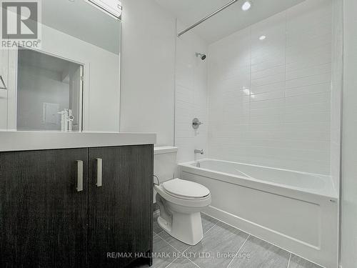 Ph15 - 1010 Dundas Street E, Whitby, ON - Indoor Photo Showing Bathroom