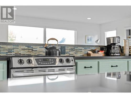 54 Kelso Crescent, Kamloops, BC - Indoor Photo Showing Kitchen