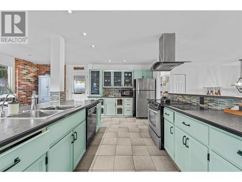 54 Kelso Crescent, Kamloops, BC - Indoor Photo Showing Kitchen With Double Sink