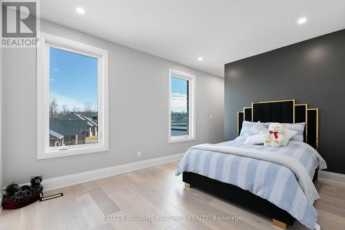 493 Shoreway Drive, Ottawa, ON - Indoor Photo Showing Bedroom