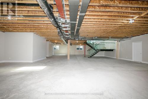 493 Shoreway Drive, Ottawa, ON - Indoor Photo Showing Other Room