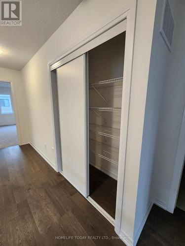 41 Selection Heights, Thorold, ON - Indoor Photo Showing Other Room