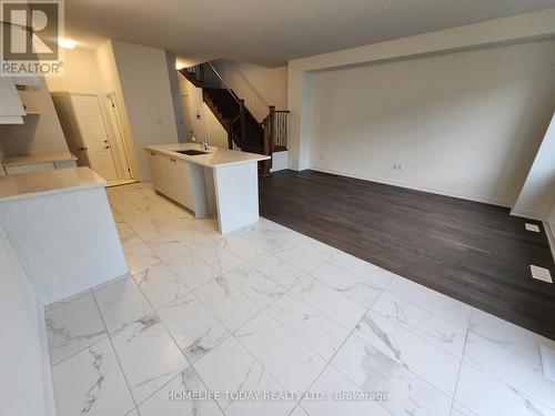 41 Selection Heights, Thorold, ON - Indoor Photo Showing Other Room