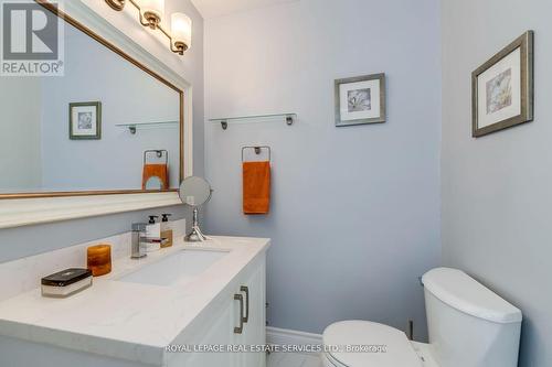 335 Queen Street S, Mississauga, ON - Indoor Photo Showing Bathroom