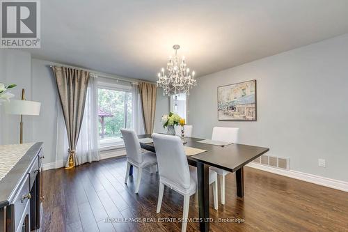 335 Queen Street S, Mississauga, ON - Indoor Photo Showing Dining Room