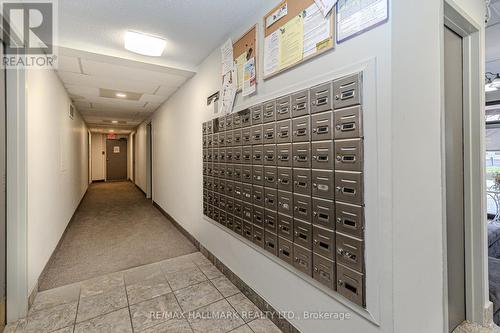 607 - 1950 Main Street W, Hamilton, ON - Indoor Photo Showing Other Room