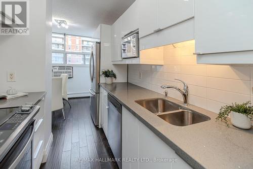 607 - 1950 Main Street W, Hamilton, ON - Indoor Photo Showing Kitchen With Double Sink