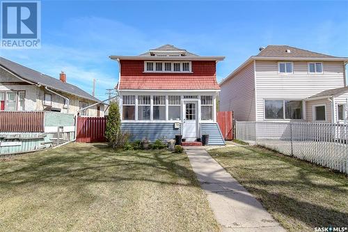 316 H Avenue S, Saskatoon, SK - Outdoor With Facade