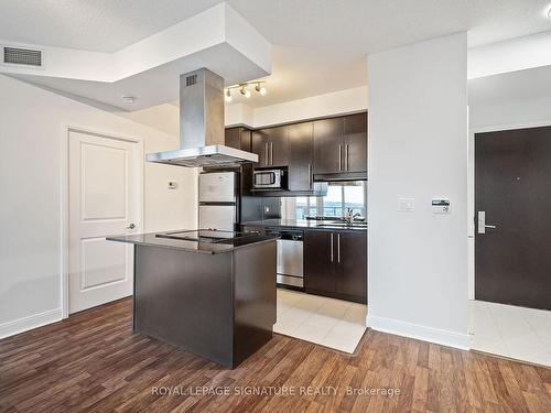 1505-60 Absolute Ave, Mississauga, ON - Indoor Photo Showing Kitchen