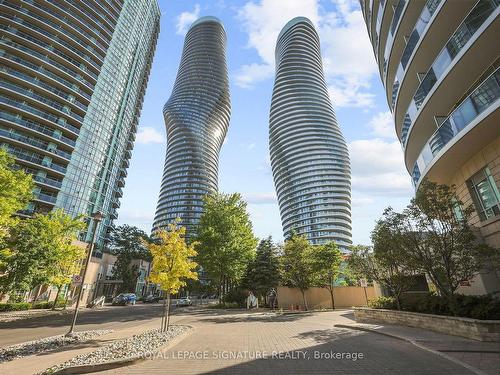 1505-60 Absolute Ave, Mississauga, ON - Outdoor With Balcony With Facade