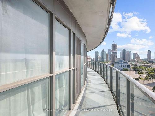 1505-60 Absolute Ave, Mississauga, ON - Outdoor With Balcony With Exterior