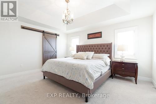 Upper - 8 Bannister Crescent, Brampton, ON - Indoor Photo Showing Bedroom