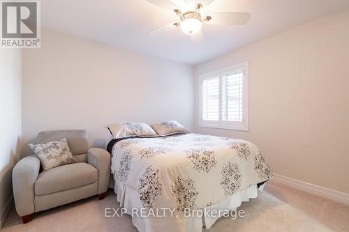 Upper - 8 Bannister Crescent, Brampton, ON - Indoor Photo Showing Bedroom